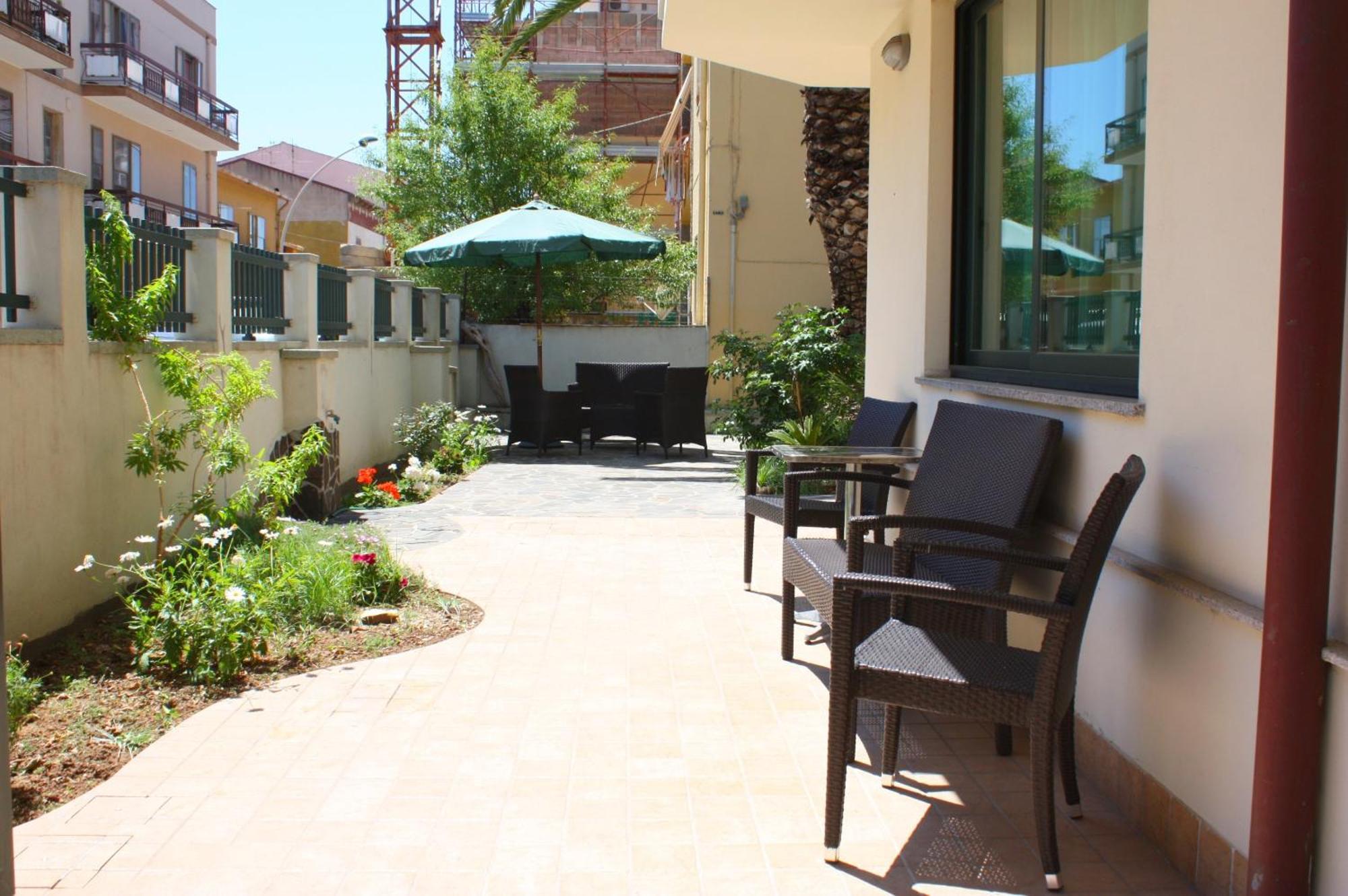 Hotel Alguer Exterior photo